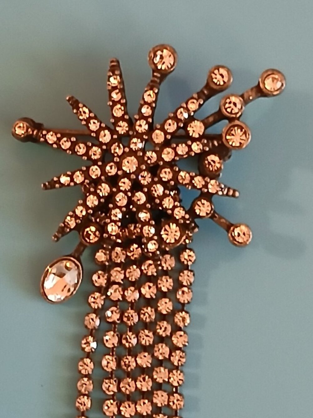 Shooting Star Rhinestone Brooch - Picture 2 of 3